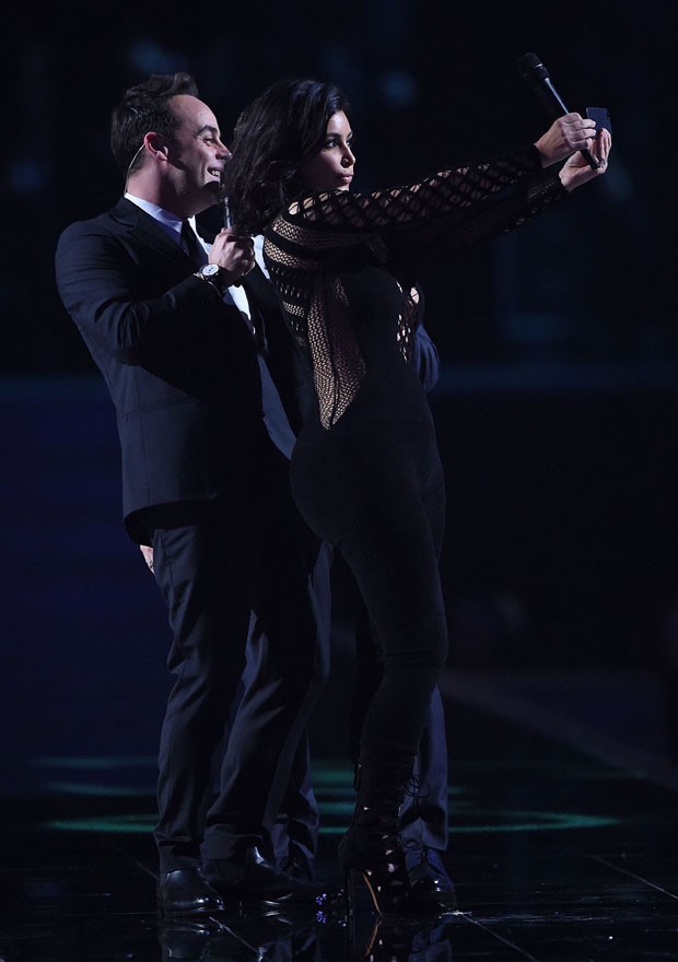 Kim Kardashian, Anthony McPartlin e Declan Donnelly (Foto: Getty Images)