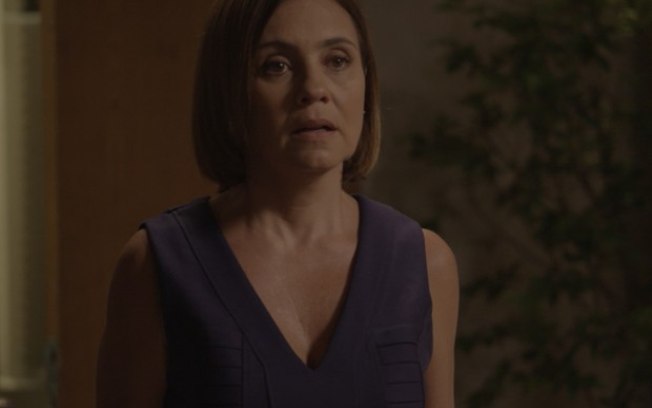 Inês (Adriana Esteves) é a outra vilã da trama das 21h da Globo