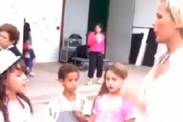 Xuxa postou um vídeo antigo em que Sasha e Bruna Marquezine aparecem ainda crianças