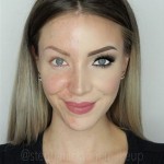 Mulheres maquiam metade do rosto em campanha nas redes sociais