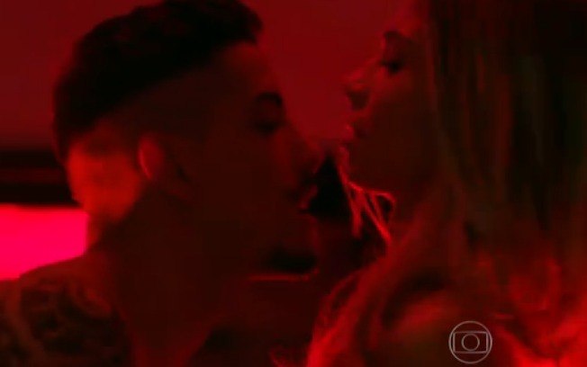 Na pele dos personagens Larissa e Sam, Grazi Massafera e Felipe protagonizaram cenas de sexo em 'Verdades Secretas'