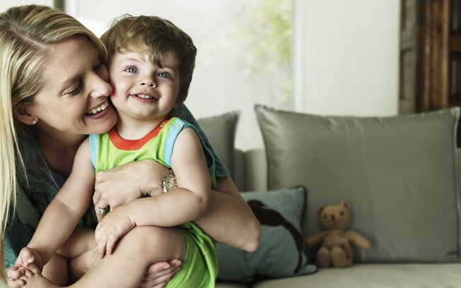 Os filhos precisam da atenção dos pais. Por isso, você vai precisar abrir mão de algumas atividades para se dedicar ao pequeno