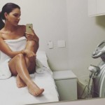 Mariana Rios posa de toalha e revela tratamento estético: ‘Quero ficar sequinha’