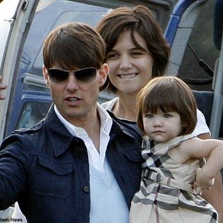 Tom Cruise%2C Katie Holme e a filha do casal%2C Suri