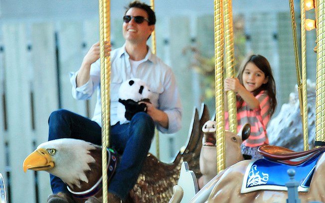 Tom Cruise com a filha, Suri