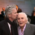 Pai de Michael Douglas, Kirk Douglas completa 99 anos em dezembro