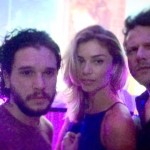 Grazi Massafera e Selton Mello posam com ator de ‘Game of Thrones’