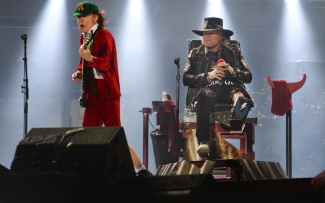 Axl Rose estreou à frente do AC/DC em show em Lisboa nesse sábado (7)