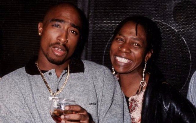 Afeni Shakur%2C mãe de Tupac Shakur%2C morreu aos 69 anos