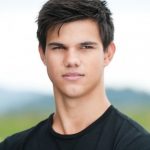 Taylor Lautner investe em carreira nas séries após a fama em ‘Crepúsculo’