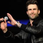 Adam Levine é acusado de agredir filha recém-nascida e a mulher