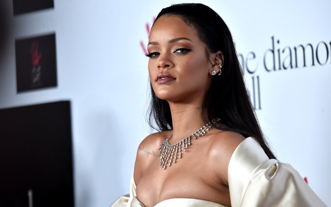 Rihanna recebeu oito indicações ao Grammy Awards 2017