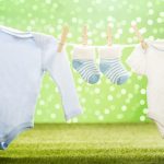 Veja quais são os cuidados necessários com as roupas do bebê