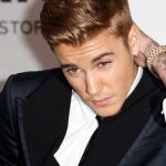 Juiz encerra processo por pichação contra Bieber após doação de R$ 20 mil