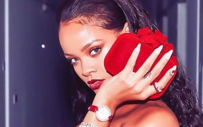 De acordo com entrevista de Diplo%2C Rihanna está trabalhando em novo álbum e os dois podem fazer colaboração