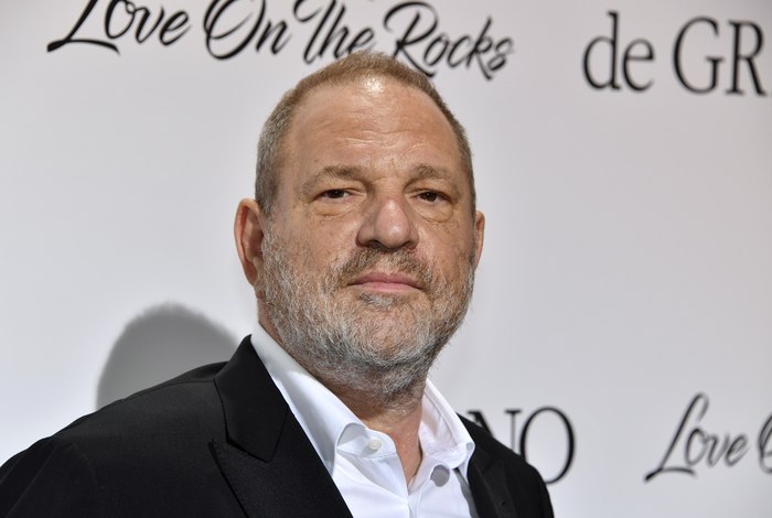 Produtor Harvey Weinstein contratou agentes para intimidar vítimas e jornalistas