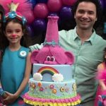‘Festa dos Trolls’: Inspire-se na festa das filhas do humorista Marco Luque