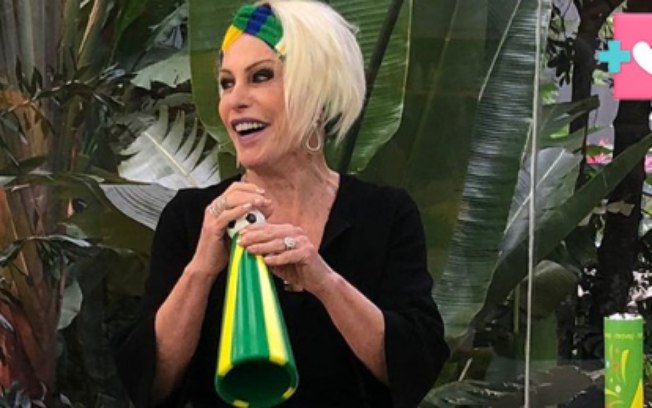 Ana Maria Braga passa vergonha ao tentar usar vuvuzela