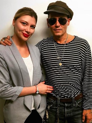 Johnny Depp com uma fã