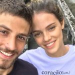 Chay Suede e Laura Neiva voltam a se seguir no Instagram e trocam likes